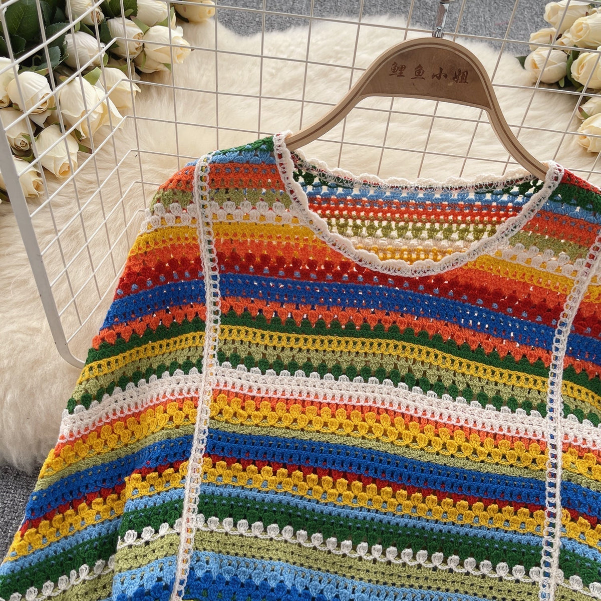 Renkli Çizgili Boşaltılmış Fringed Triko