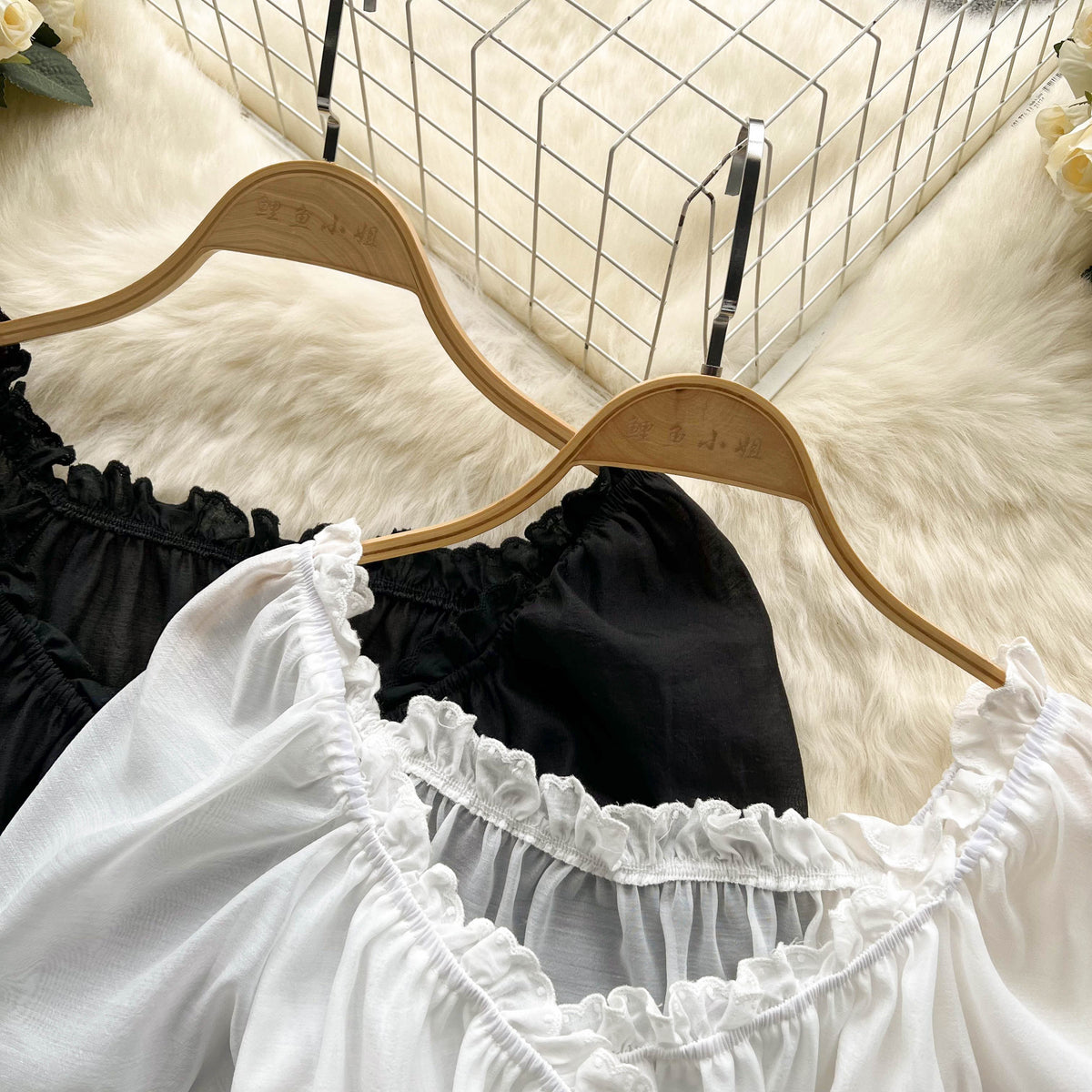 Niş Midriff Açık Ruffled Üst