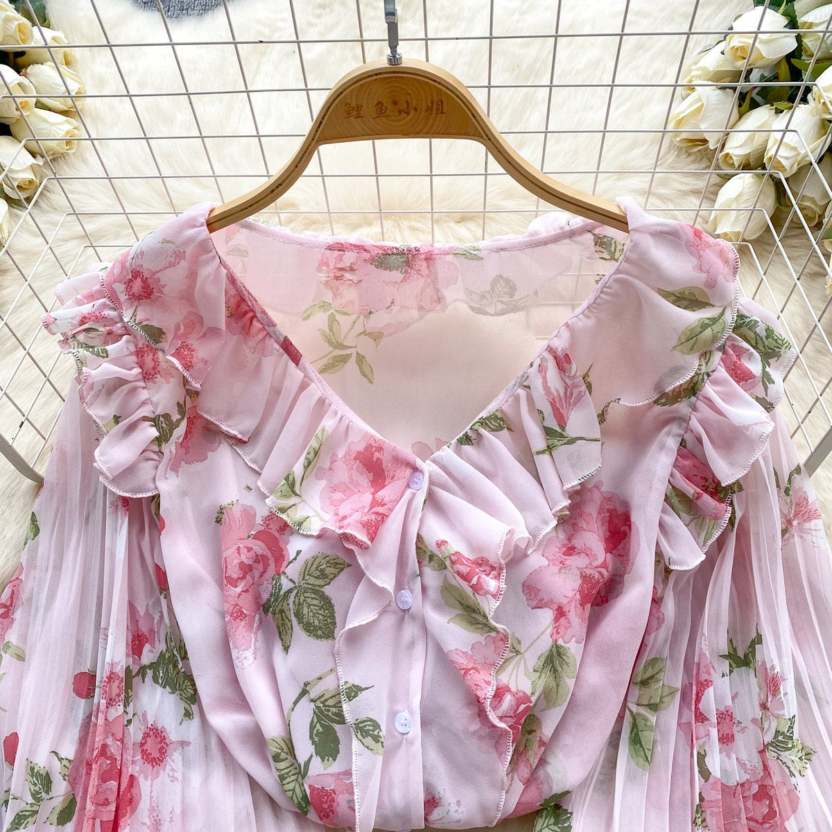Tatlı Ruffled Şifon Çiçekli Bluz