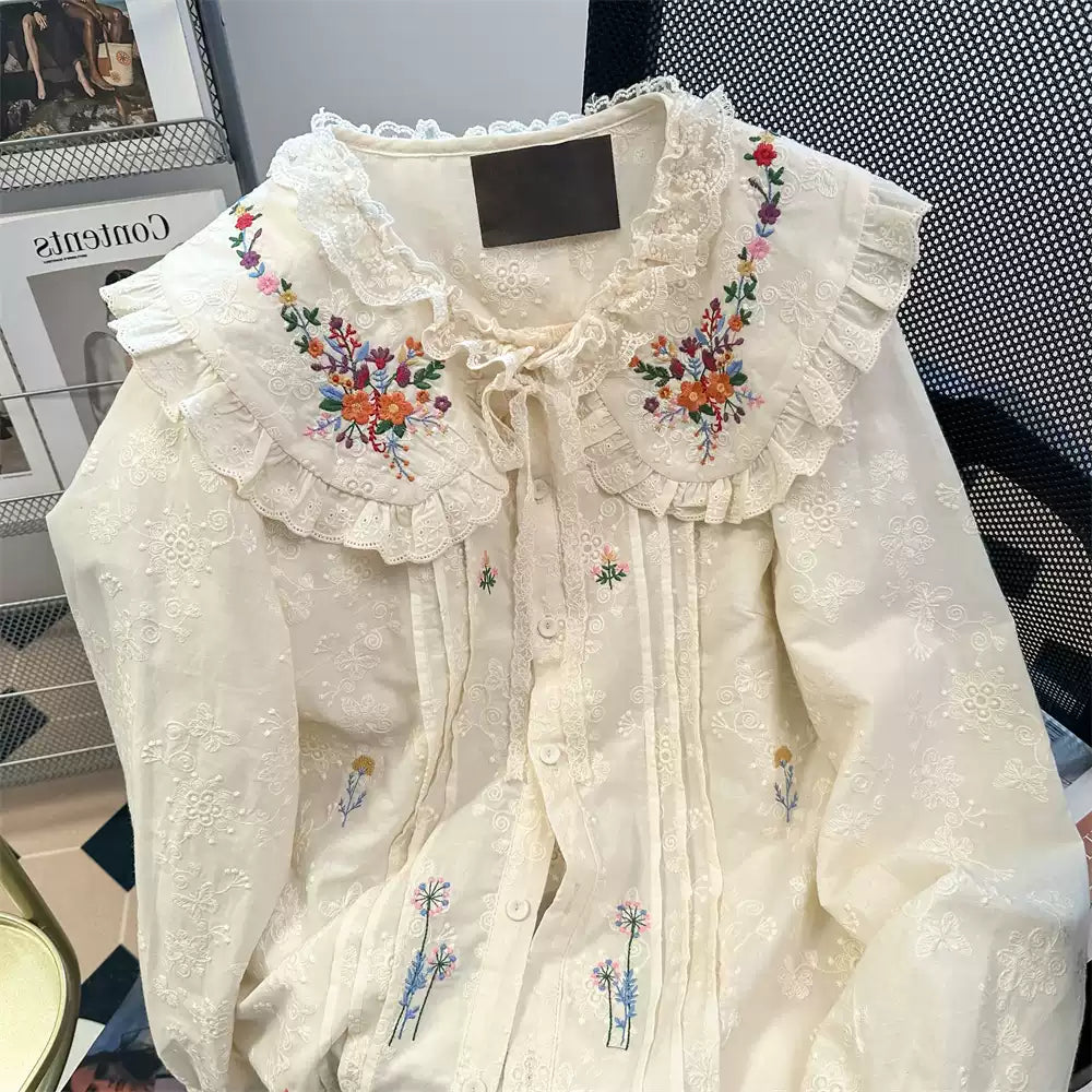 Vintage Bebek Yaka Nakışlı Gömlek