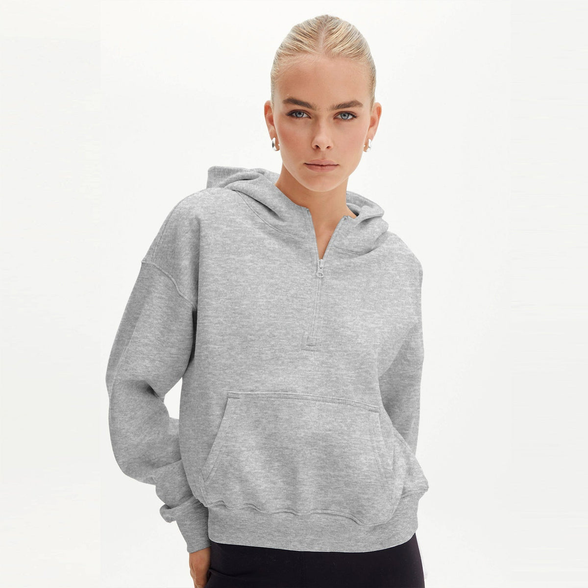 Moda Yarım Fermuarlı Kapüşonlu Sweatshirt