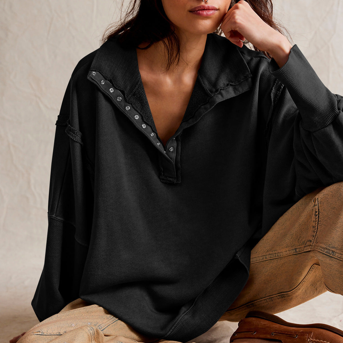Oversize Yaka Kesik Sweatshirt