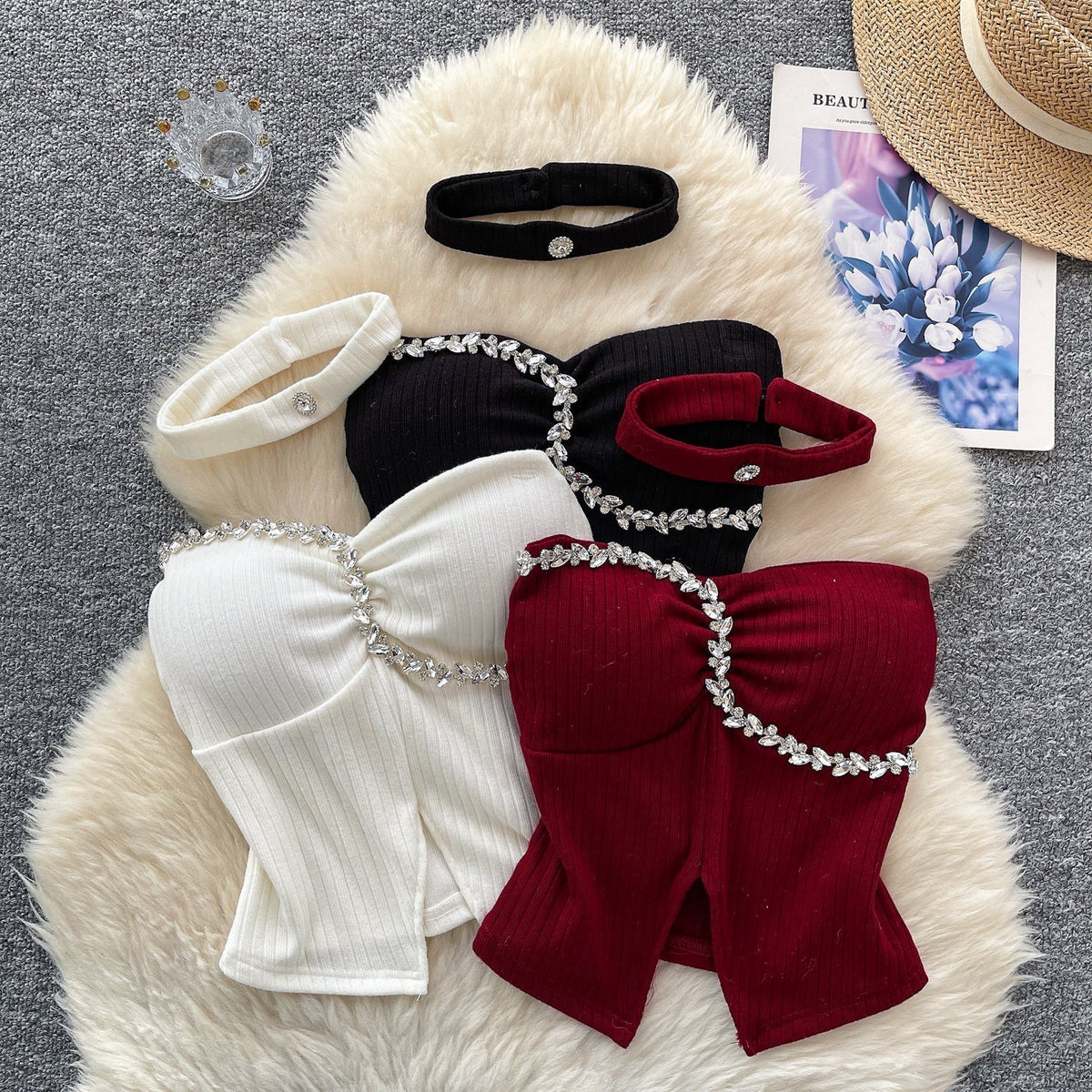 Boncuklu Yastıklı Üst ve Choker