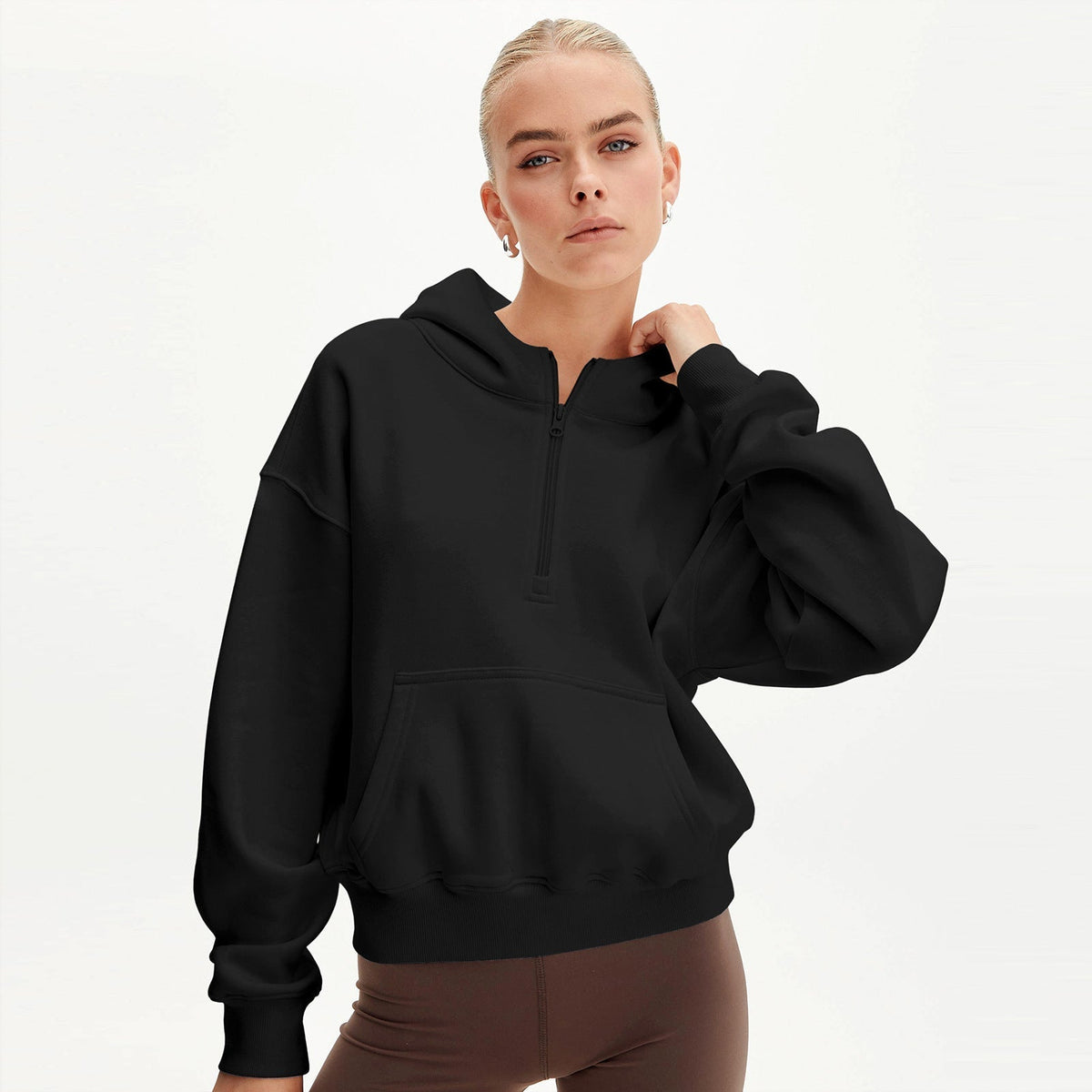 Moda Yarım Fermuarlı Kapüşonlu Sweatshirt