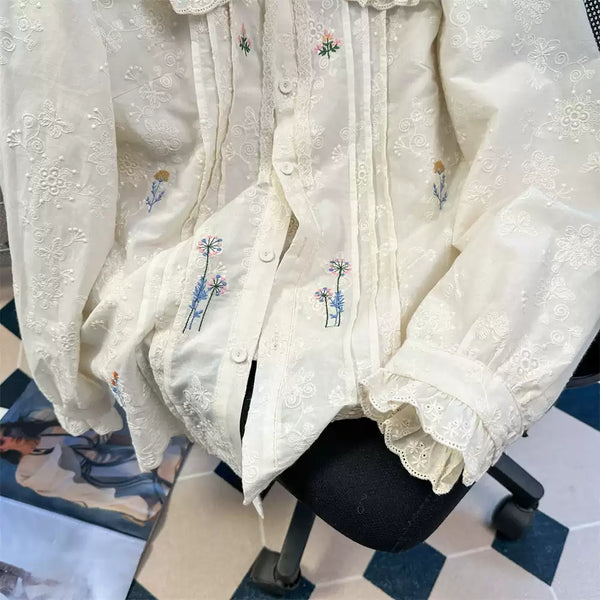 Vintage Bebek Yaka Nakışlı Gömlek