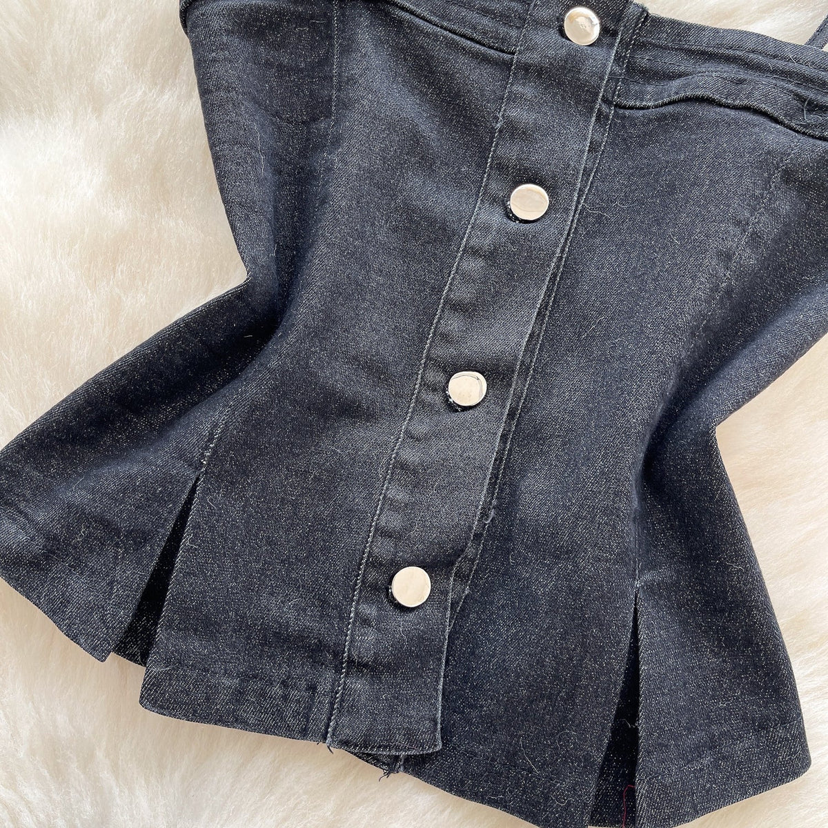 Kore Tarzı Niş Denim Askılı Tişört