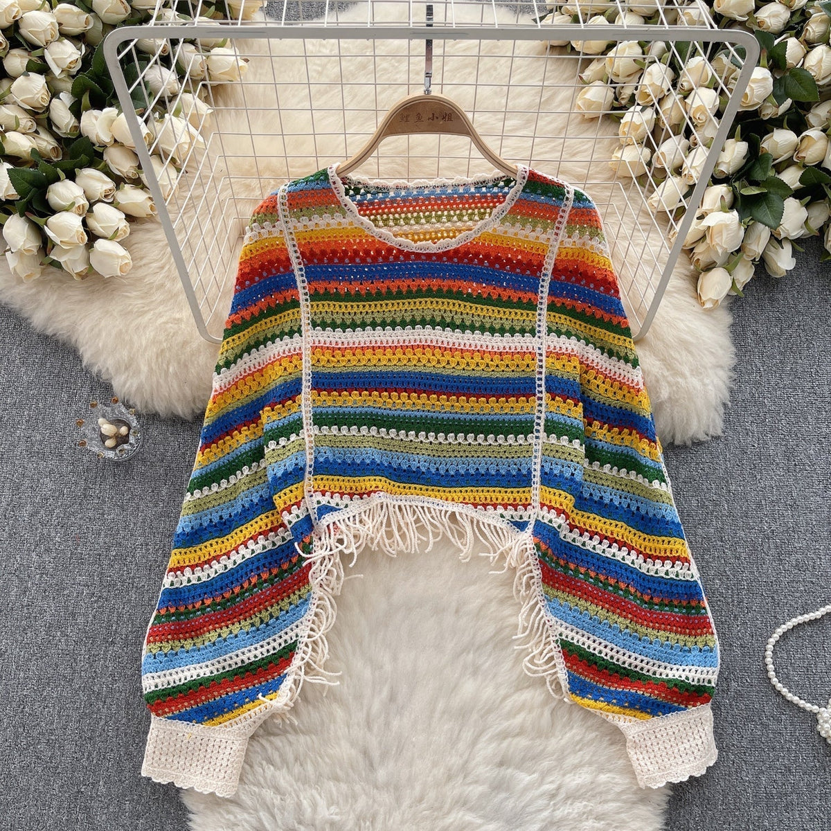 Renkli Çizgili Boşaltılmış Fringed Triko