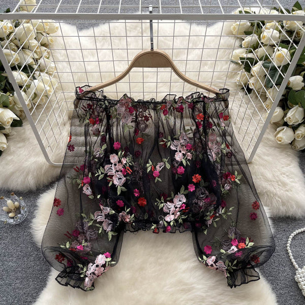 Off-shoulder Çiçek Nakışlı Dantel Bluz