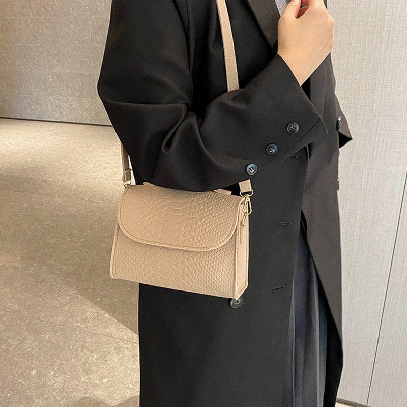 Bellachicha Kadın Keçe Omuz Çantası | Lüks Tasarım Retro El Çantaları | Krokodil Desenli Crossbody Çanta